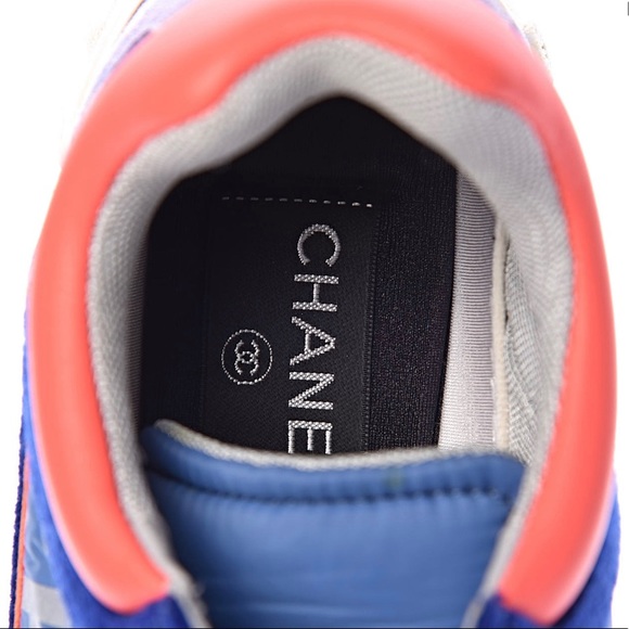 CHANEL
Wool Nylon Lambskin Suede Calfskin Womens Logo Sneakers 40.5 Blue Coral - Picture 6 of 9